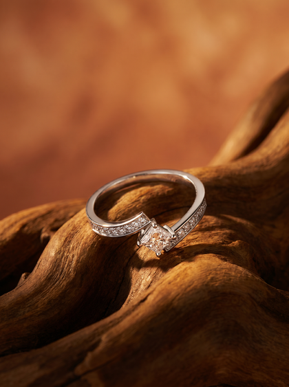 Кольцо с бриллиантом принцесса 0.5 ct — фото 4